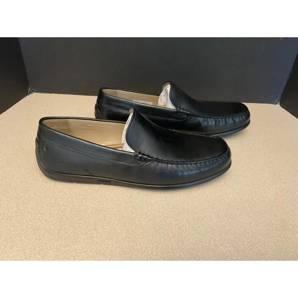 New! Men's ECCO Classic Moc 2.0 Leather Slip-On Shoes. Size 10-10.5. See Details
